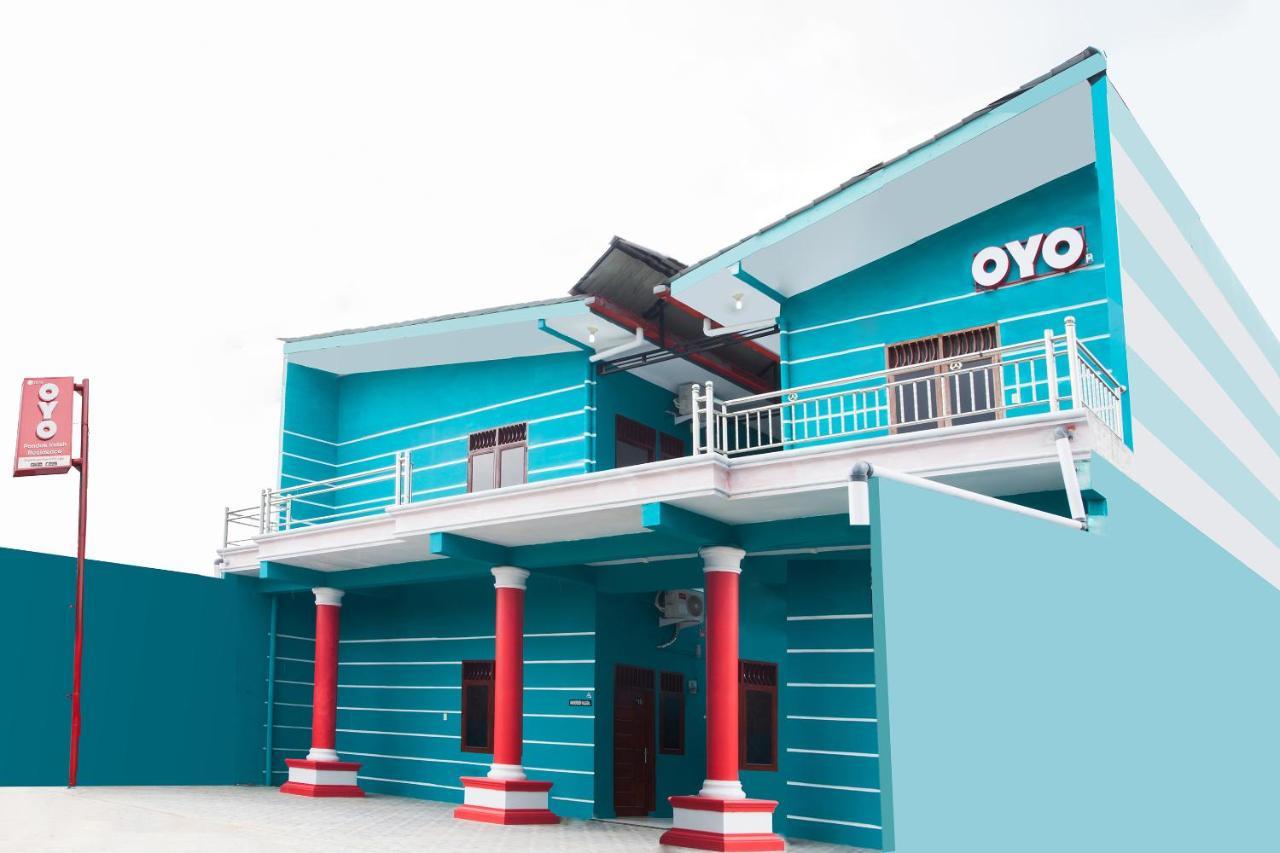 Oyo 1978 Pondok Indah Residence メダン エクステリア 写真