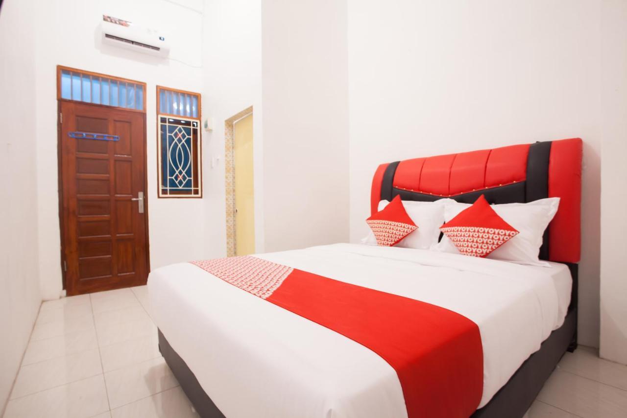 Oyo 1978 Pondok Indah Residence メダン エクステリア 写真