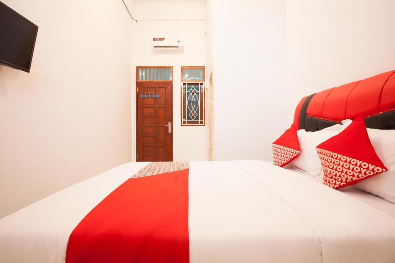 Oyo 1978 Pondok Indah Residence メダン エクステリア 写真